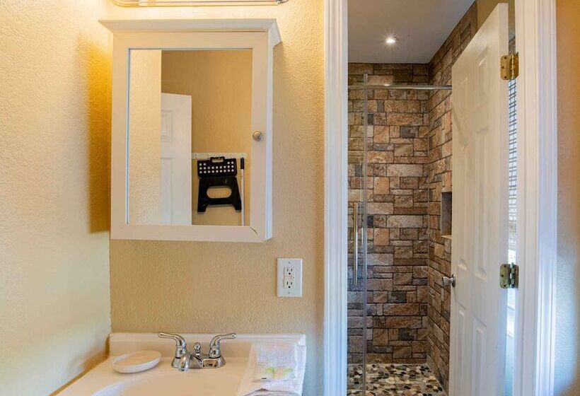 Moonlight Beach Villa By Southern Vacation Rentals