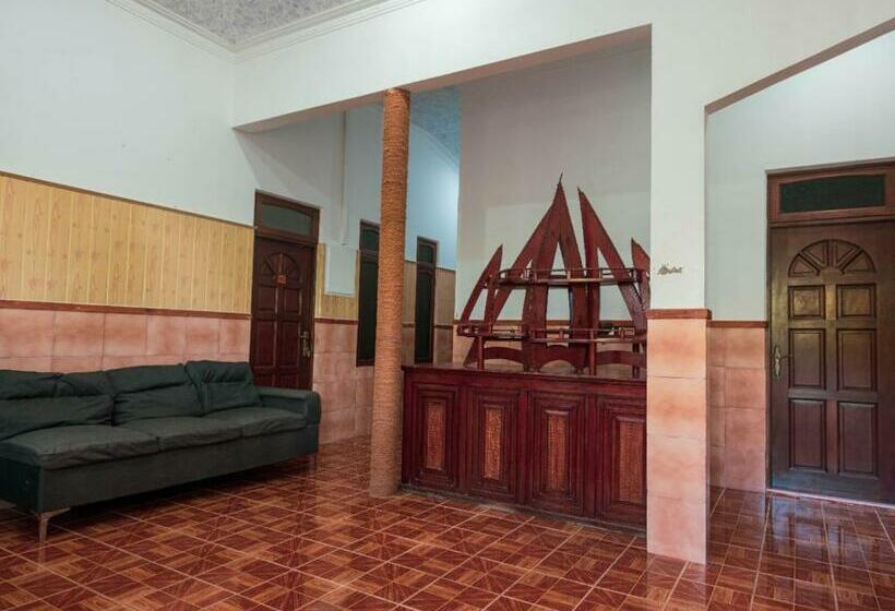 تختخواب و صبحانه Mangrove Inn Hura