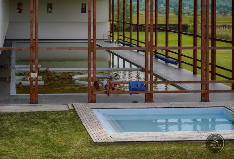 ベッドアンドブレックファースト Nosztalgia Resort