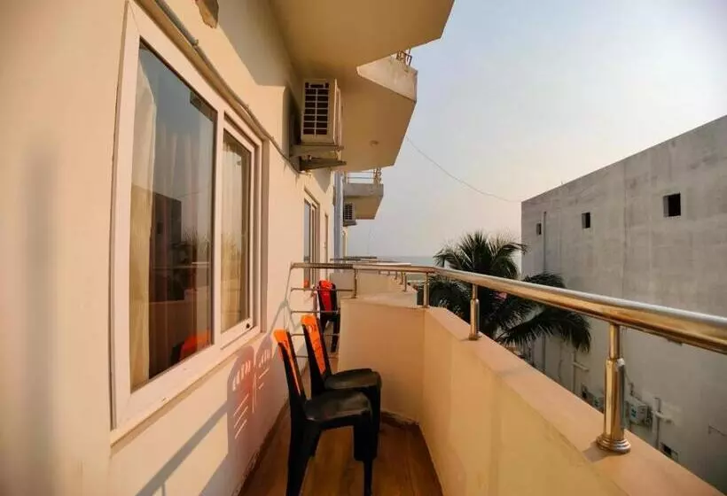 ホテル Hindusthan Inn   On Beach