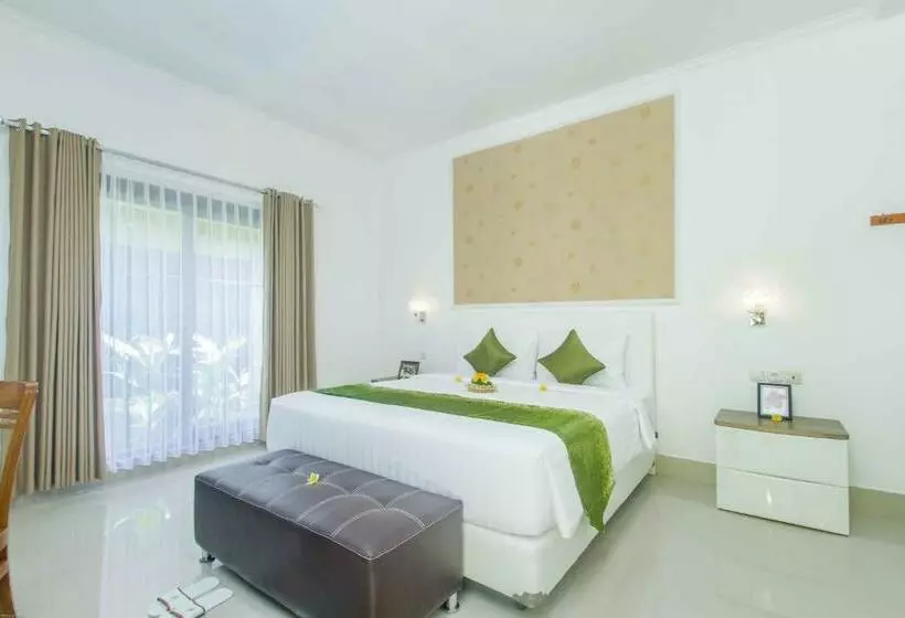 ホテル Kesari Glory Nusa Penida By Pramana Villas