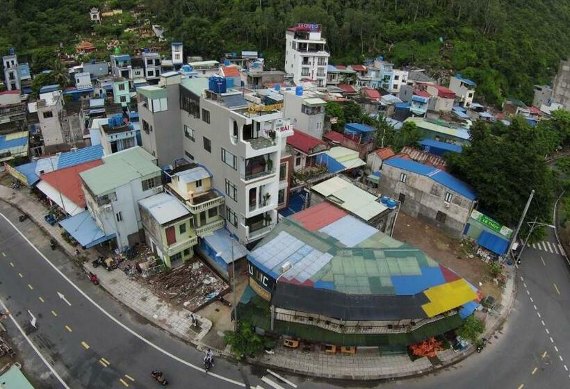 هتل Qui S Homestay