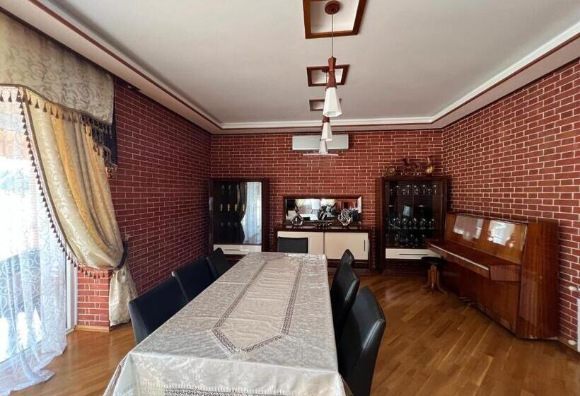 پانسیون Riva Seaside House