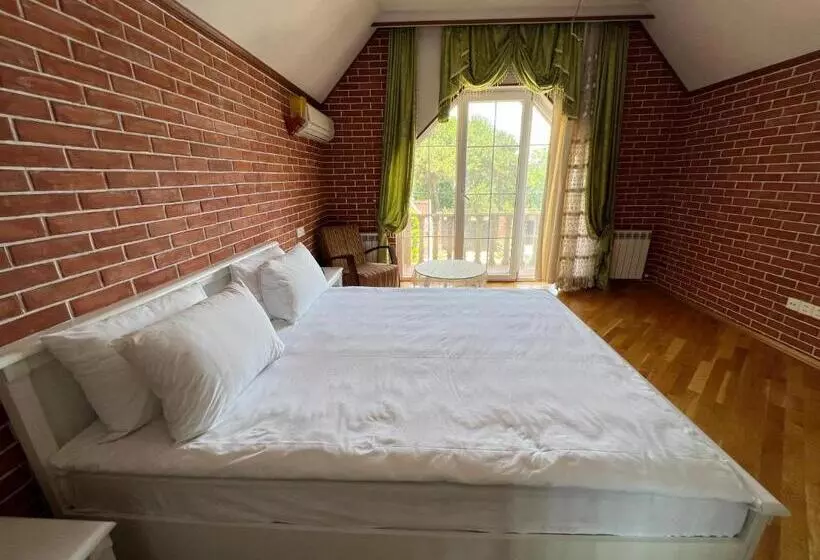 پانسیون Riva Seaside House