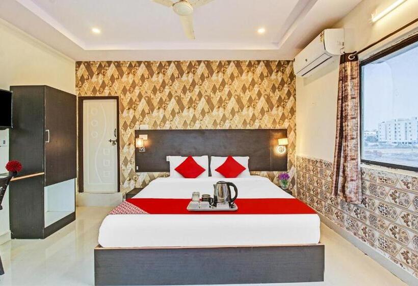 هتل Capital O Ragas Inn