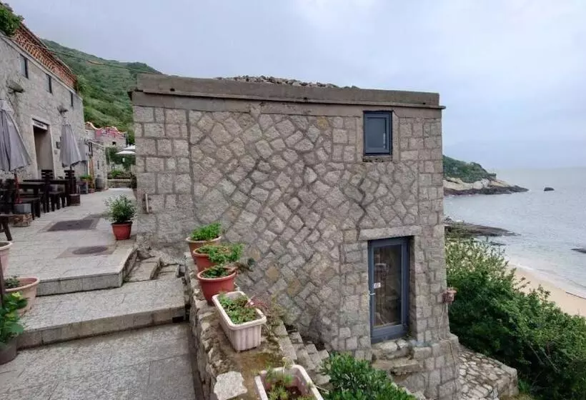 هتل کپسول 芹聚輕旅 Qinju Light Hostel