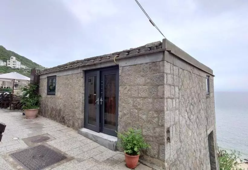 هتل کپسول 芹聚輕旅 Qinju Light Hostel