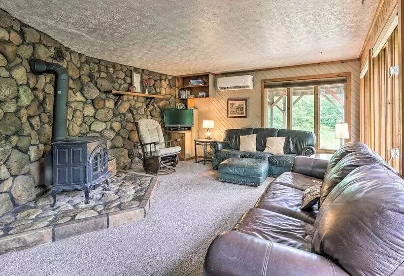 Mimis Place  ~ Ohio Countryside Duplex W/ Deck