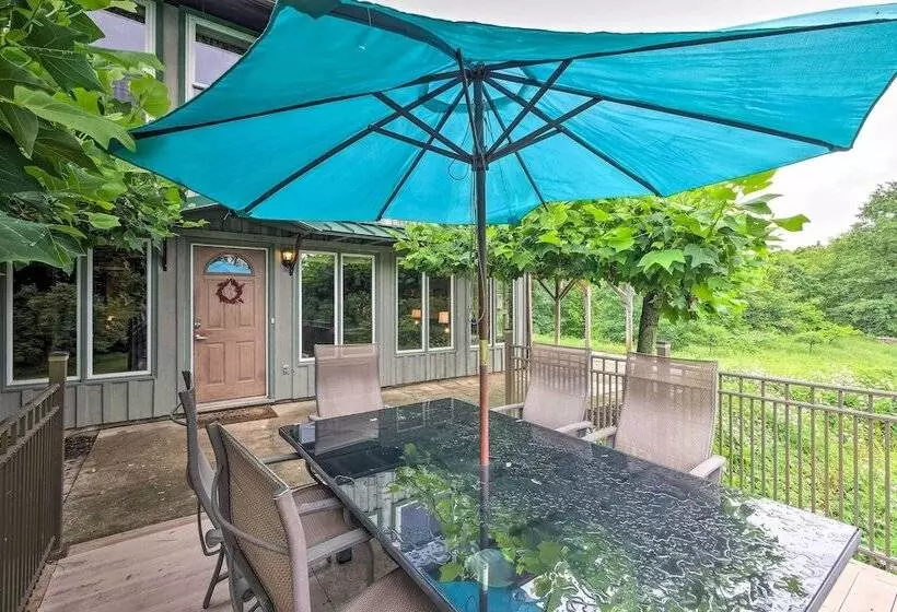 Mimis Place  ~ Ohio Countryside Duplex W/ Deck