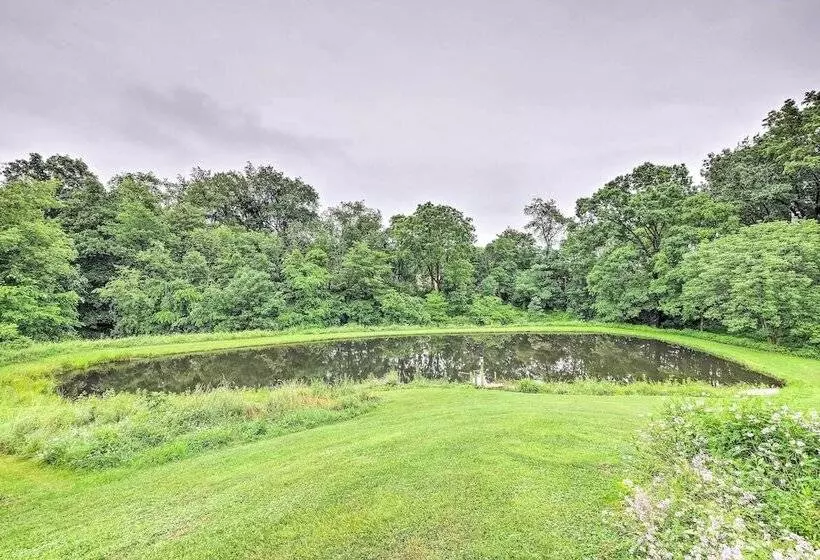 Mimis Place  ~ Ohio Countryside Duplex W/ Deck