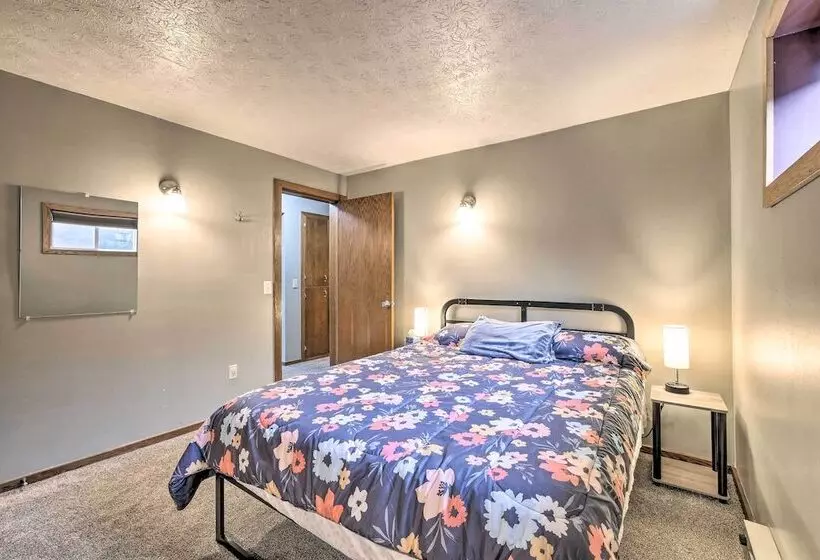 Mimis Place  ~ Ohio Countryside Duplex W/ Deck