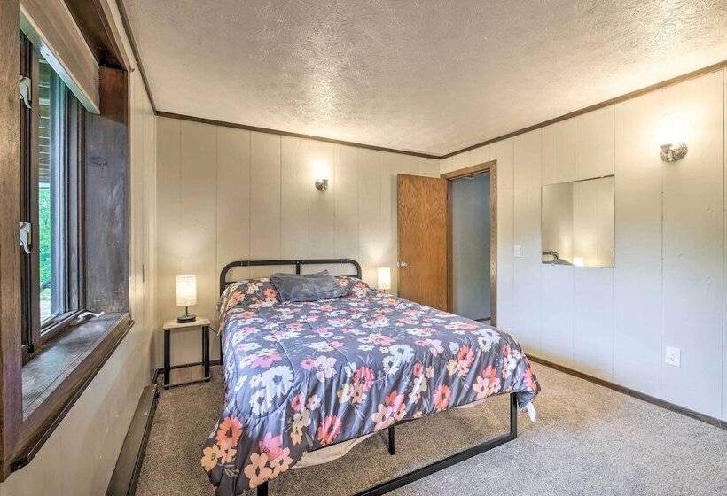 Mimis Place  ~ Ohio Countryside Duplex W/ Deck