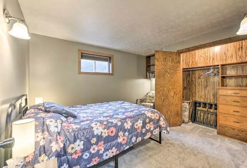 Mimis Place  ~ Ohio Countryside Duplex W/ Deck