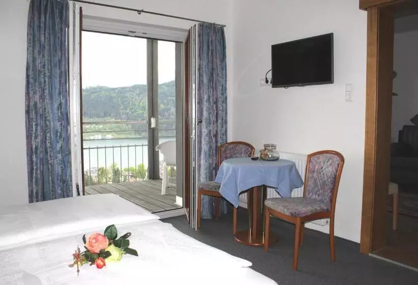 ペンション Haus Franz