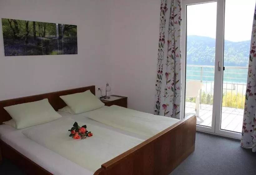 ペンション Haus Franz