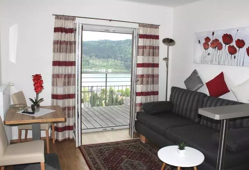 ペンション Haus Franz