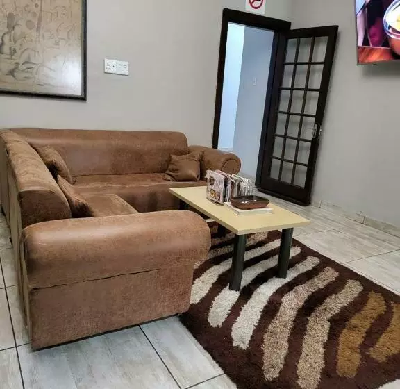 Aamiaismajoitus (B&B) G On M Guest House