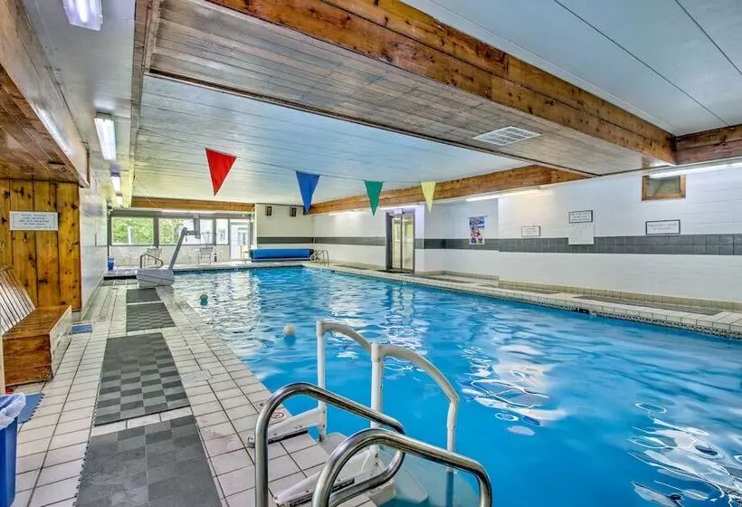 Cozy Lincoln Condo ~ 1 Mi To Loon Mountain!