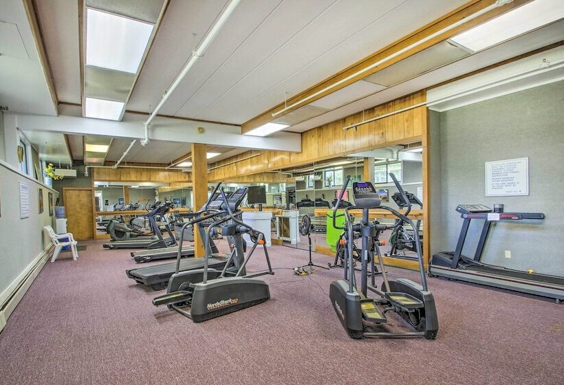 Cozy Lincoln Condo ~ 1 Mi To Loon Mountain!