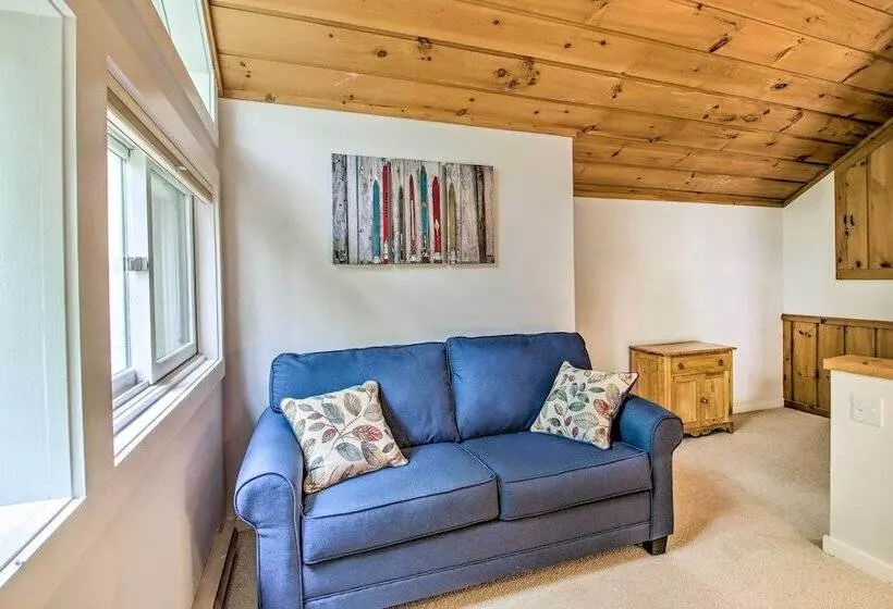 Cozy Lincoln Condo ~ 1 Mi To Loon Mountain!