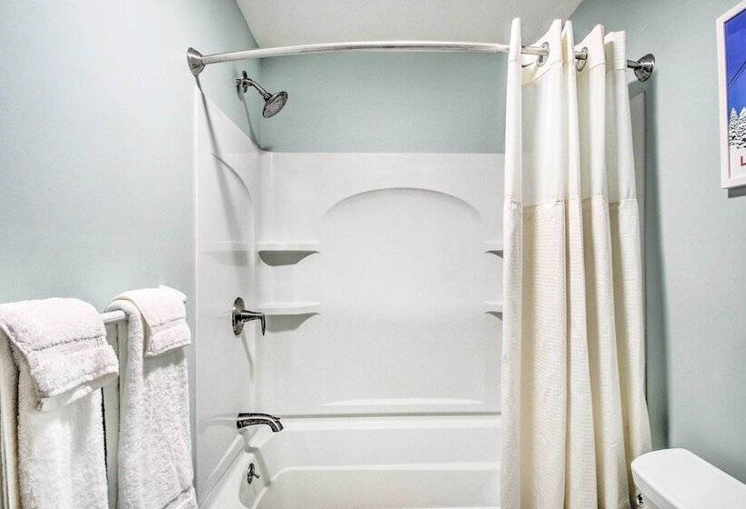 Cozy Lincoln Condo ~ 1 Mi To Loon Mountain!