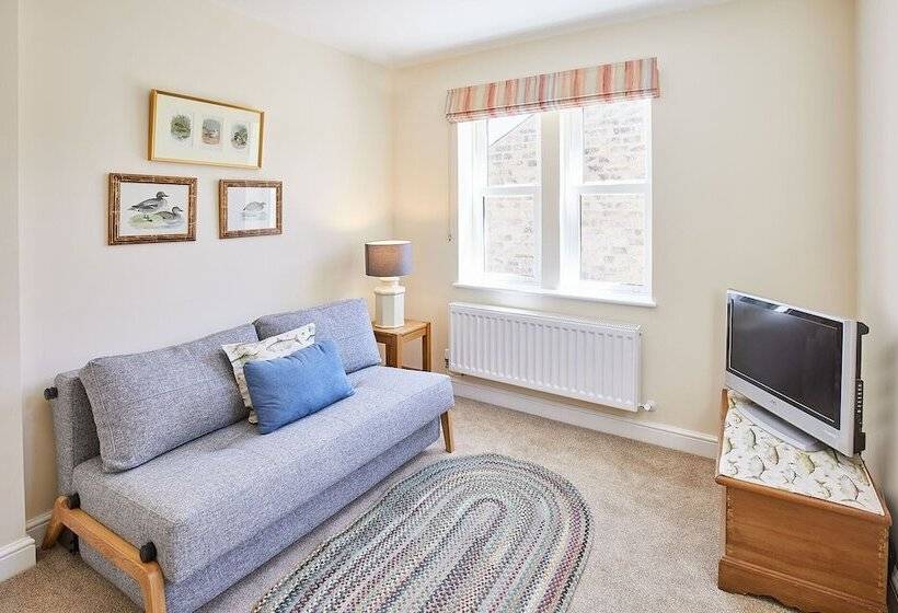 Host Stay Foggyshaw Lodge