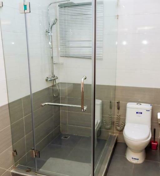 Golden Six Hotel And Restaurant