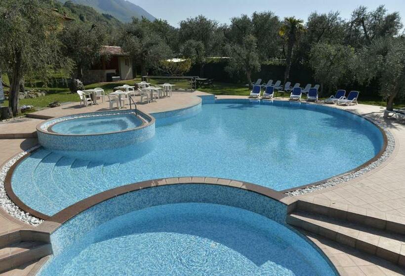 فندق Villa Florida