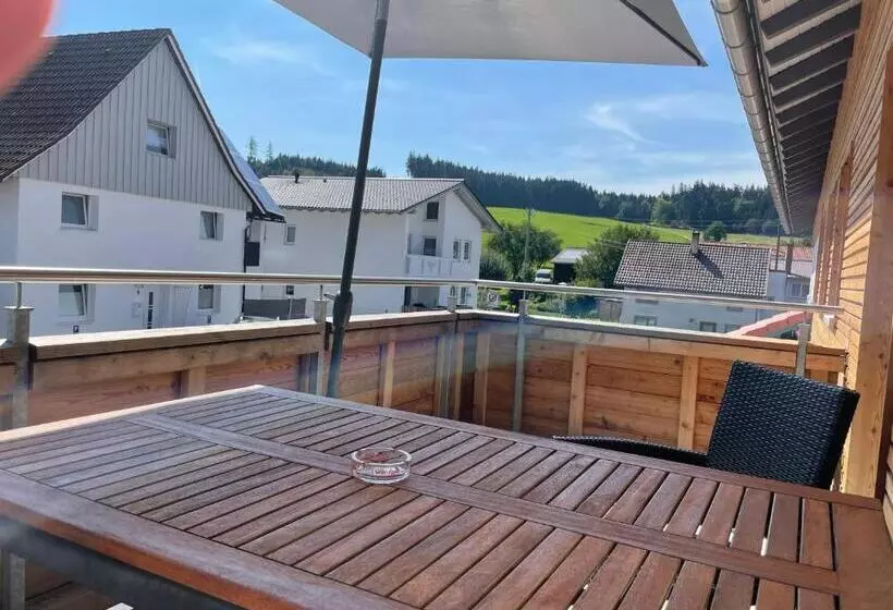 Retkeilymaja Landgasthaus Zum Kreuz Gbr