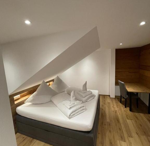 호스텔 Landgasthaus Zum Kreuz Gbr