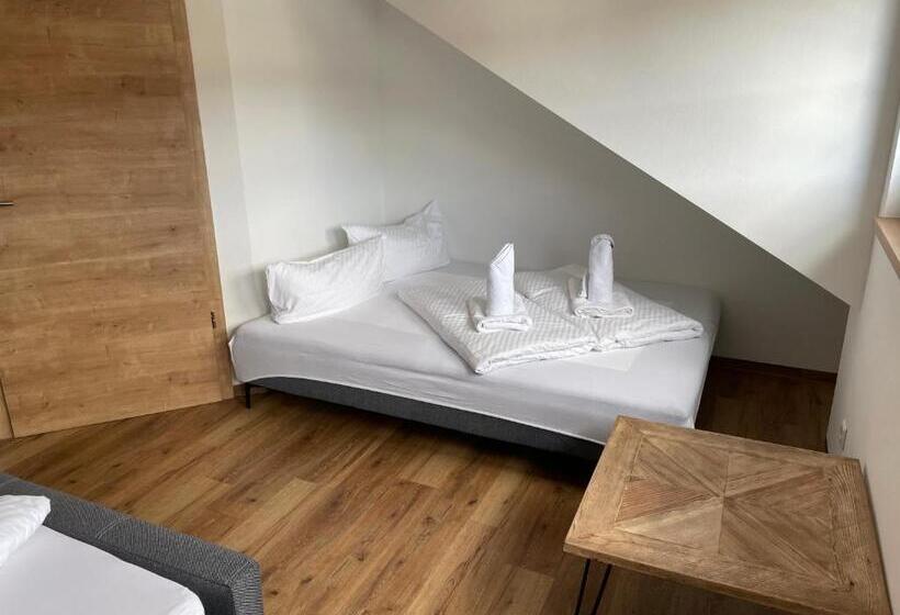 호스텔 Landgasthaus Zum Kreuz Gbr