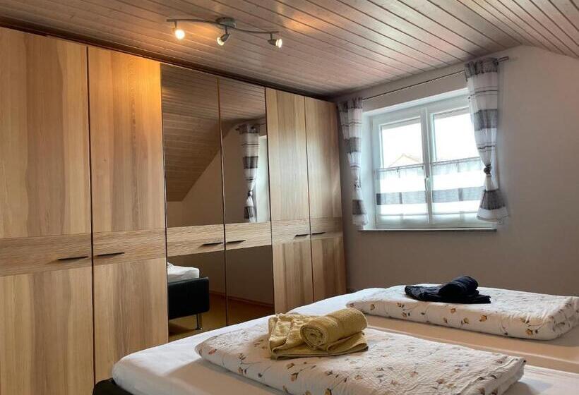 호스텔 Landgasthaus Zum Kreuz Gbr