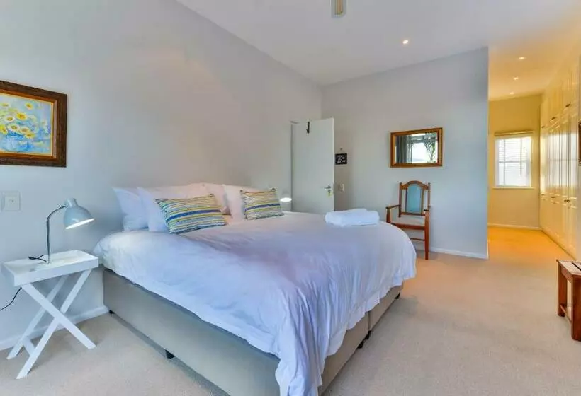 Aamiaismajoitus (B&B) Plettenberg View