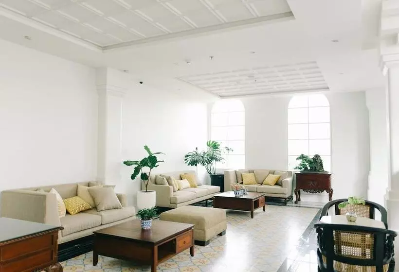 Hotelli Mahalaya The Legacy