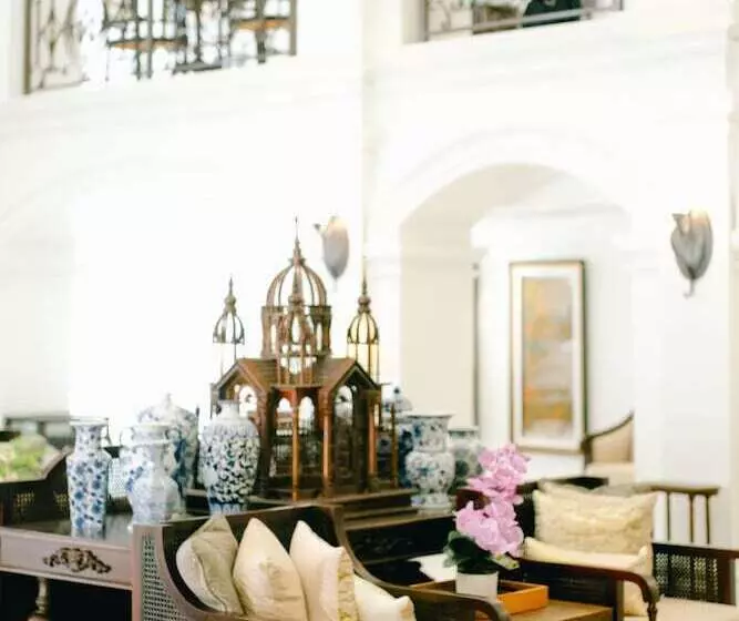 Hotelli Mahalaya The Legacy