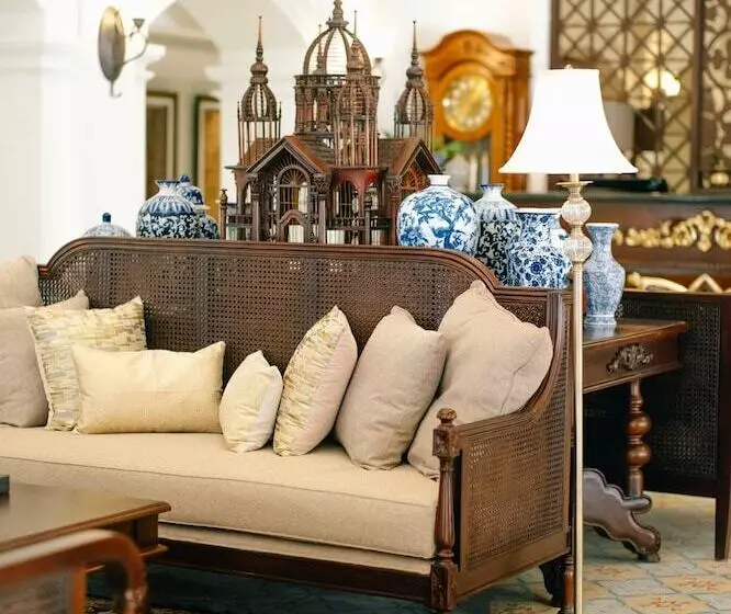 Hotelli Mahalaya The Legacy