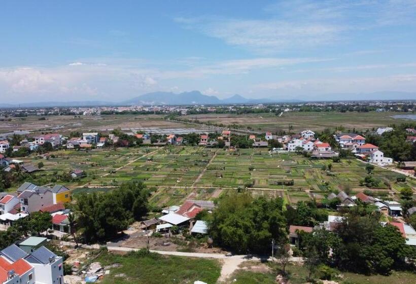 هتل The Imperfect Downtown Hoi An