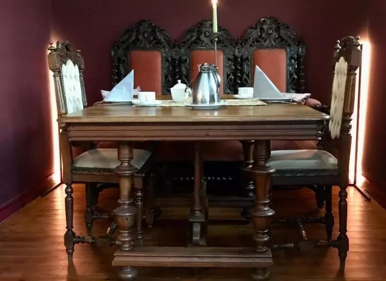 Majatalo Haus Till E