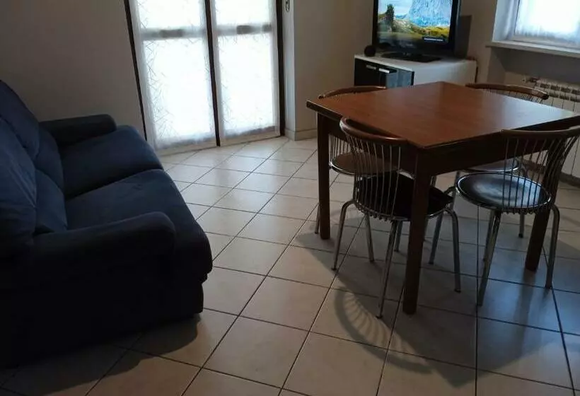 ペンション Teresa S House