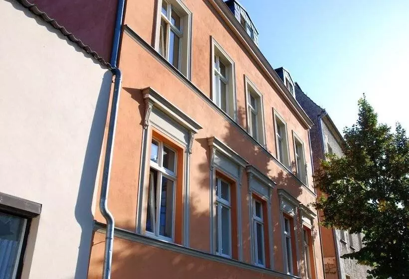 Apartment  Und Zimmervermietung Am Park