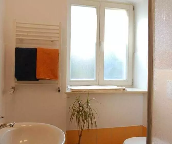 Apartment  Und Zimmervermietung Am Park