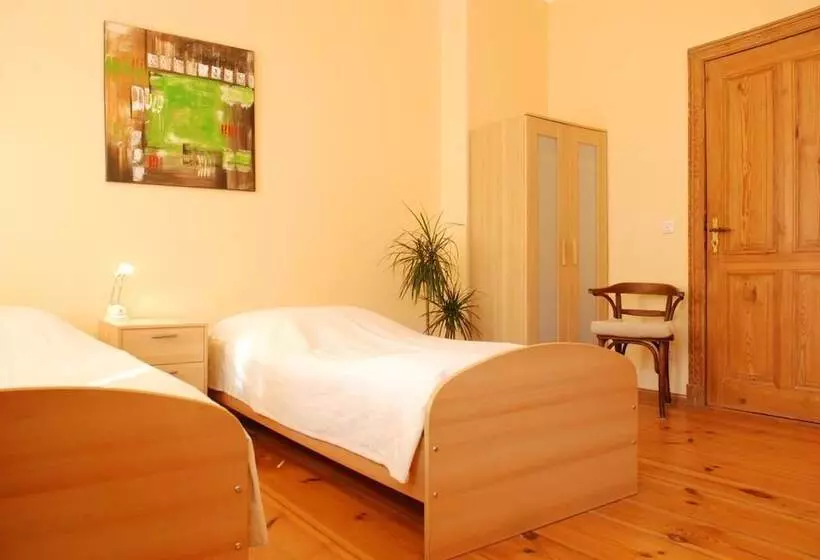 Apartment  Und Zimmervermietung Am Park