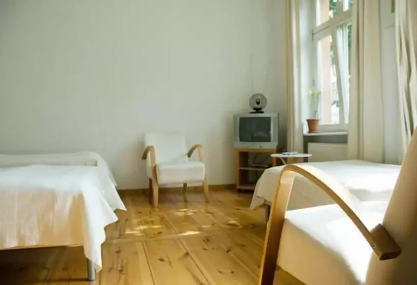 Apartment  Und Zimmervermietung Am Park