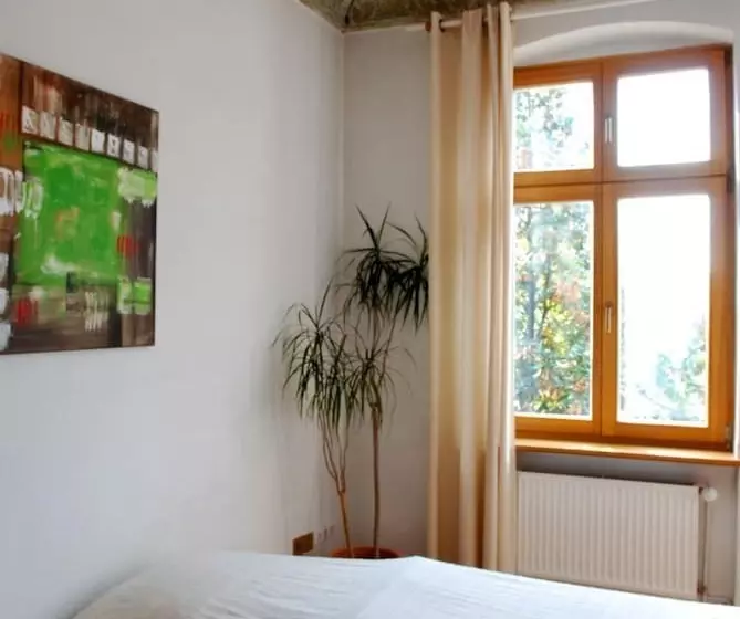 Apartment  Und Zimmervermietung Am Park