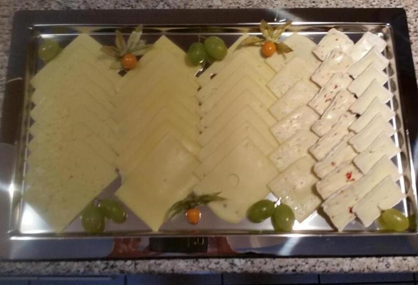 צימר Altstadt Hotel Peiß