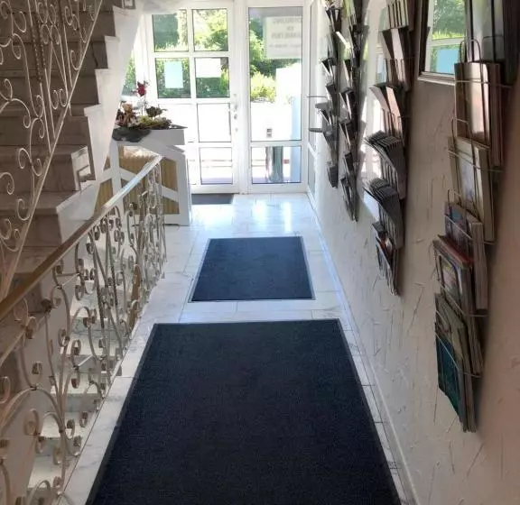 هتل Felsberger Hof