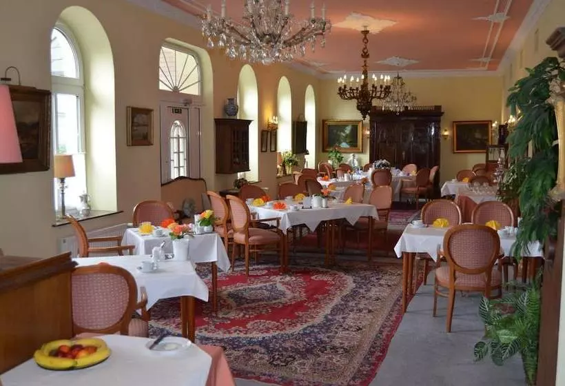 فندق Fürstenhof