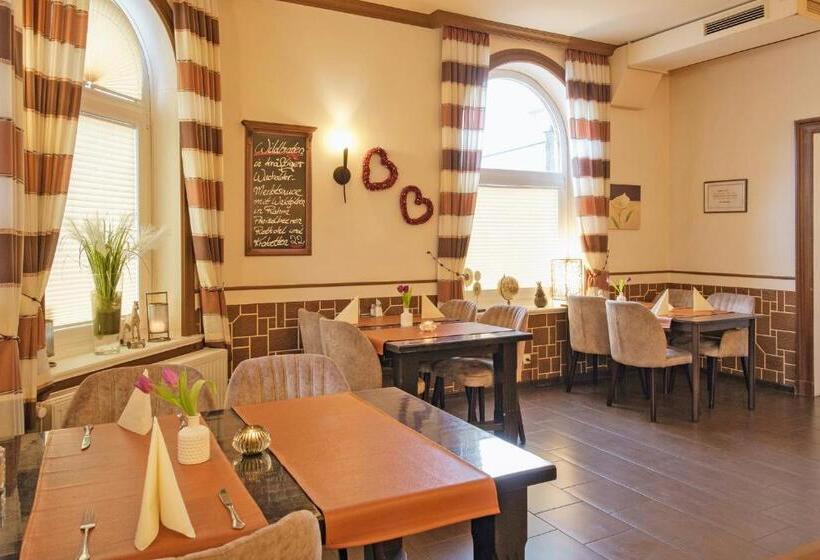 ホテル Restaurant Holsteiner Hof