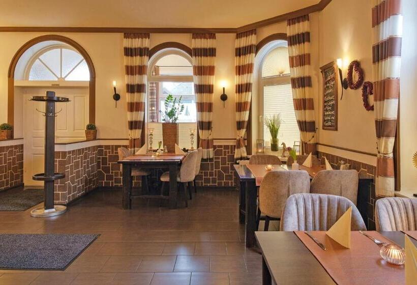 ホテル Restaurant Holsteiner Hof