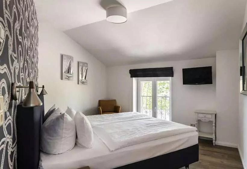 호텔 & Restaurant Villa Ulmenhof